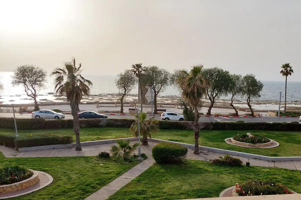 First Sea Line Apartment, Acre - Amazing Coastal View In Heart Of Akko Ngoại thất bức ảnh